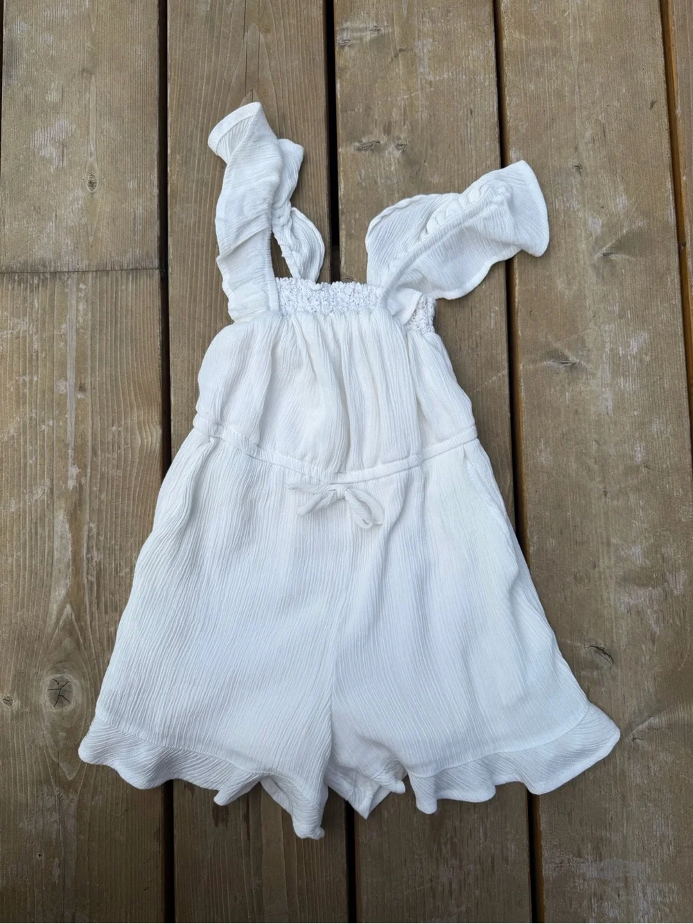 art class White Ruffle Romper Size XS 4/5